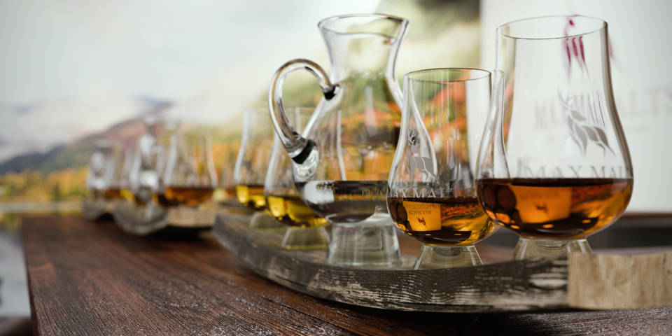 Bar Glasses Jugs Hi Res